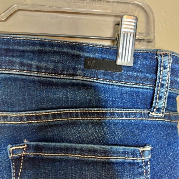 Kut From the Kloth Women's Toothpick Skinny Distressed Blue Jeans in Size 2 - Picture 6 of 11